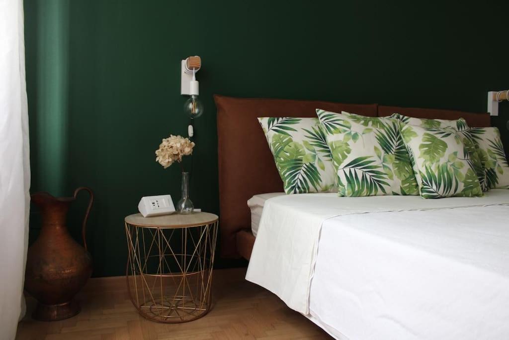 Casa Sivori Sul Lago Di Garda Con Ampio Giardino Desenzano del Garda Bagian luar foto