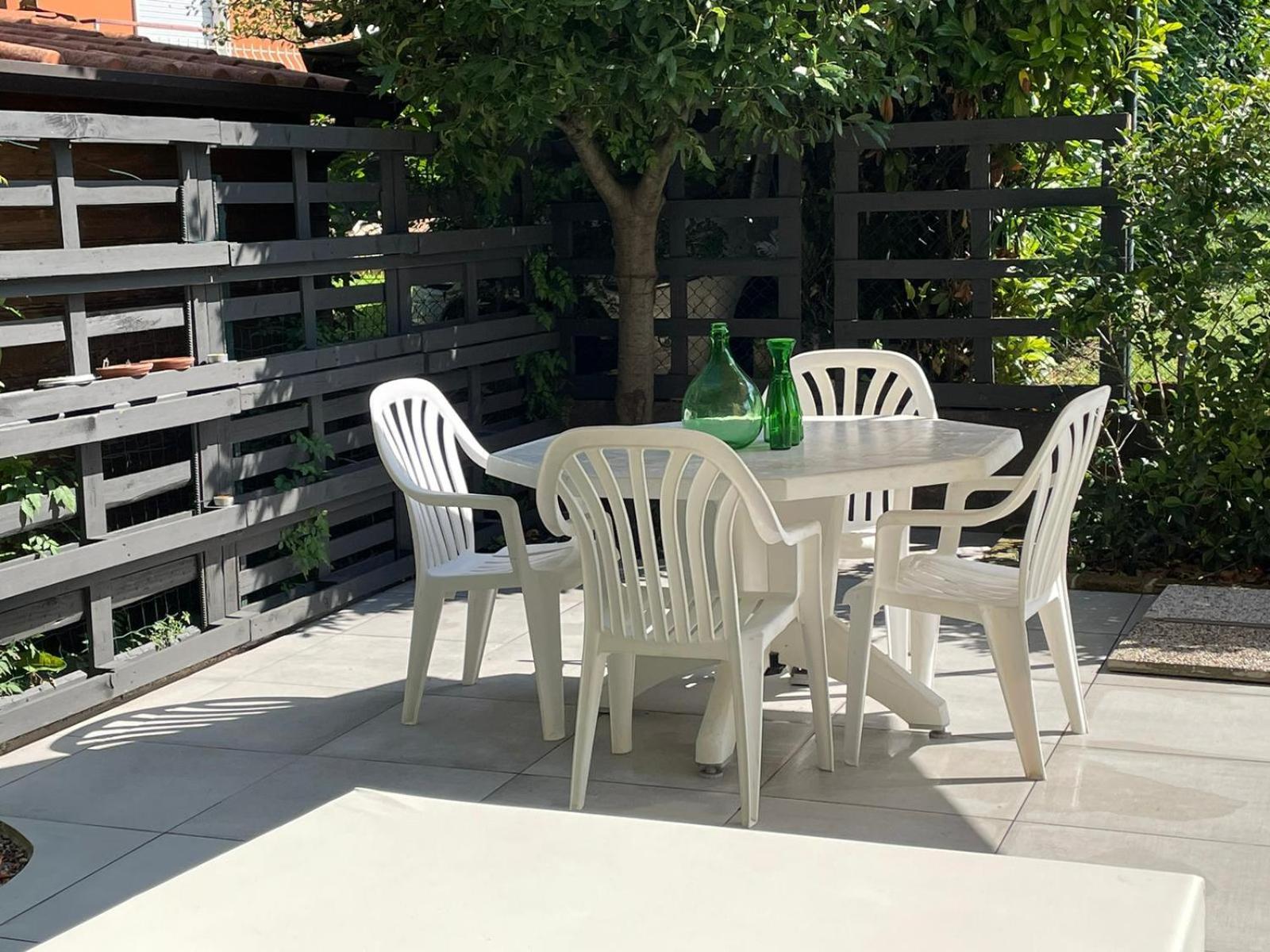 Casa Sivori Sul Lago Di Garda Con Ampio Giardino Desenzano del Garda Bagian luar foto